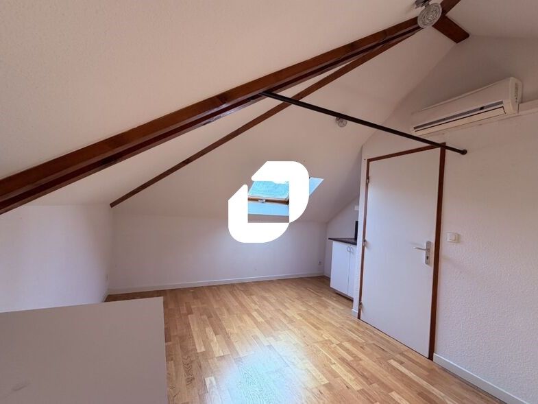 Immprove vous propose À louer - Local professionn