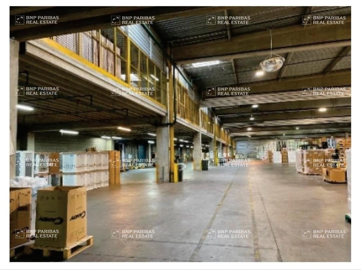 57804 m² pour cetentrepôts classe c en vente à Lunery