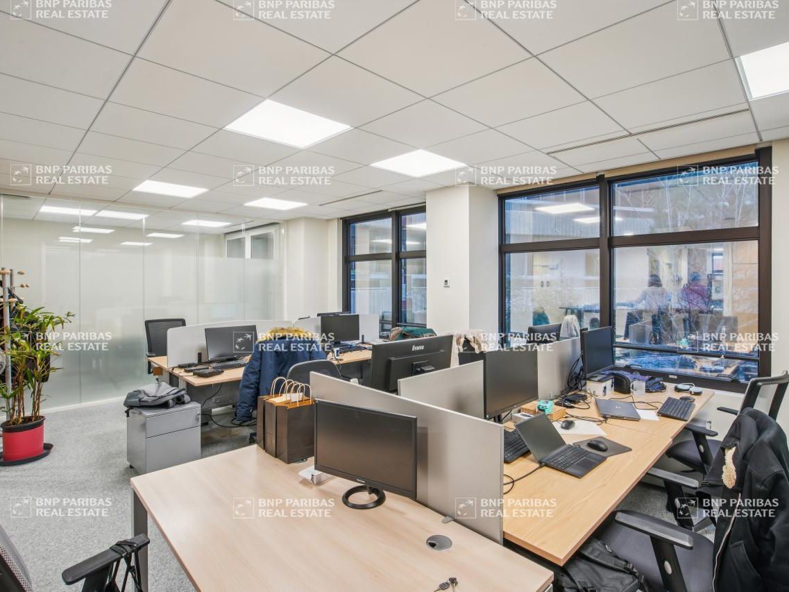 Location bureaux à Paris 75015