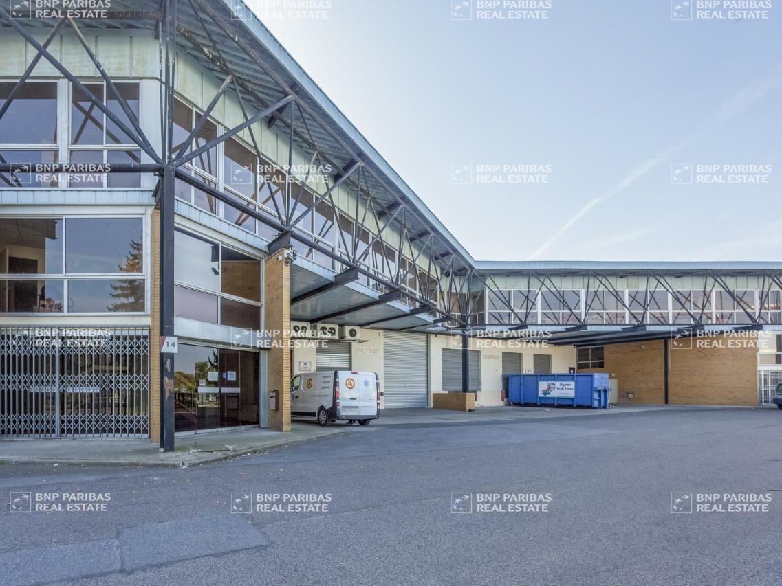 1410 m² pour ce pme-pmi en location à Morangis