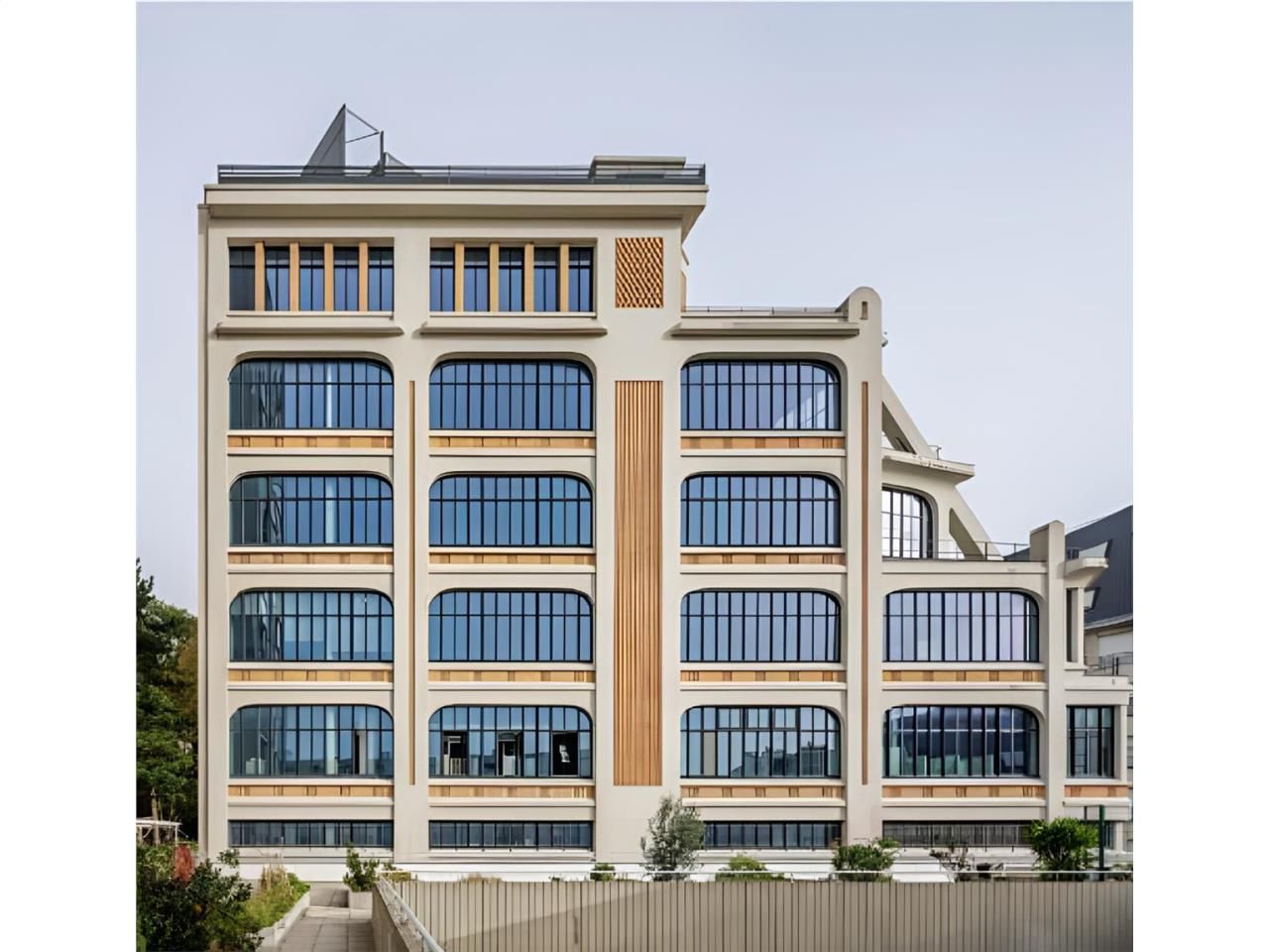 Location Bureaux 3877.2 m² non divisibles 75020 Paris