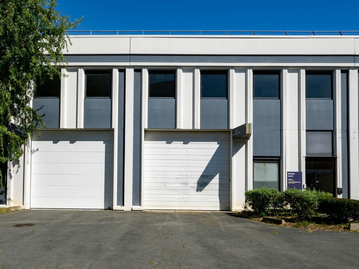 835 m² pour ce pme-pmi en location à Villebon-sur-yvette