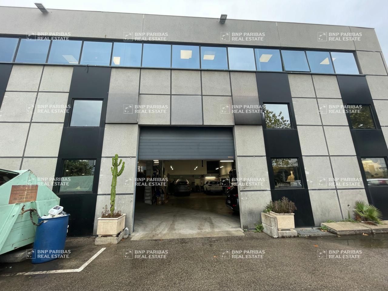 Location Activité 939 m² non divisibles 06200 Nice