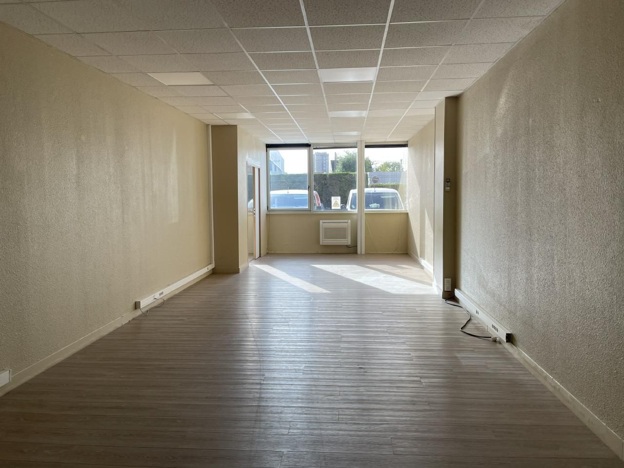 3084 m² pour ce activité en vente à Le plessis-bouchard