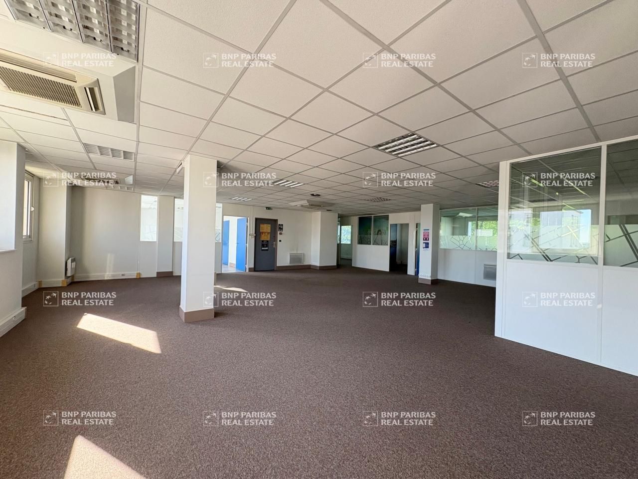 Vente Bureaux 222 m² non divisibles 78000 Versailles