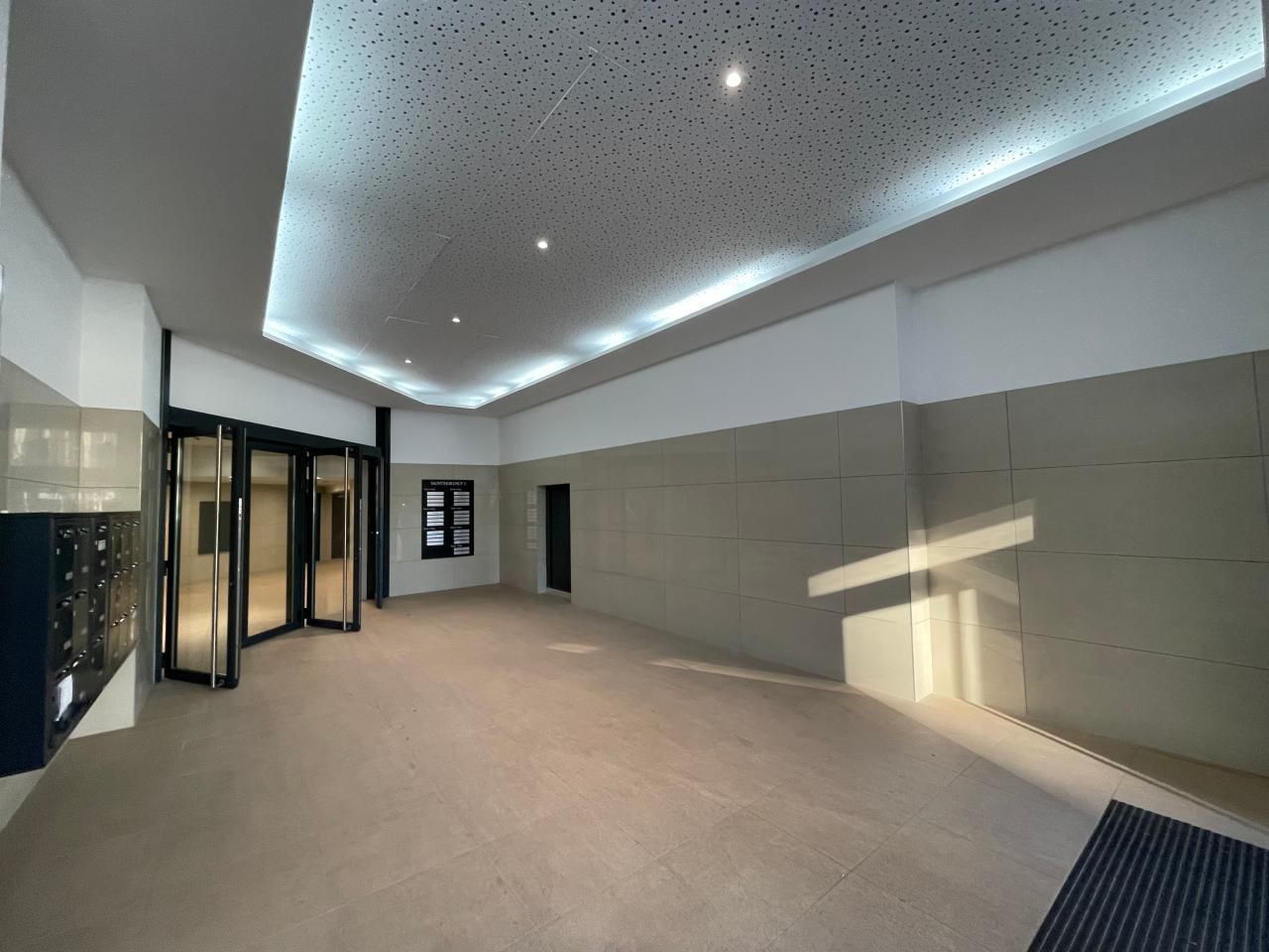 348 m² pour ce bureaux en location à Rouen