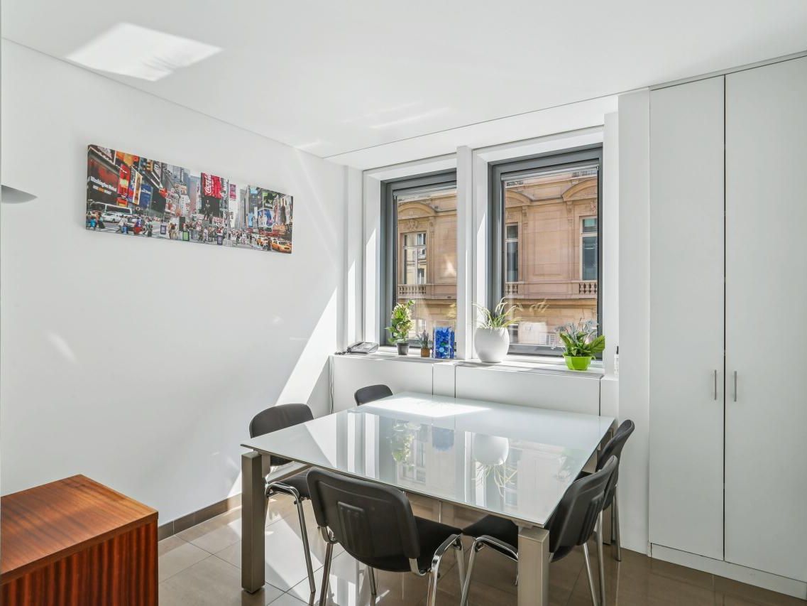 408.2 m² pour ce bureaux en location à Paris