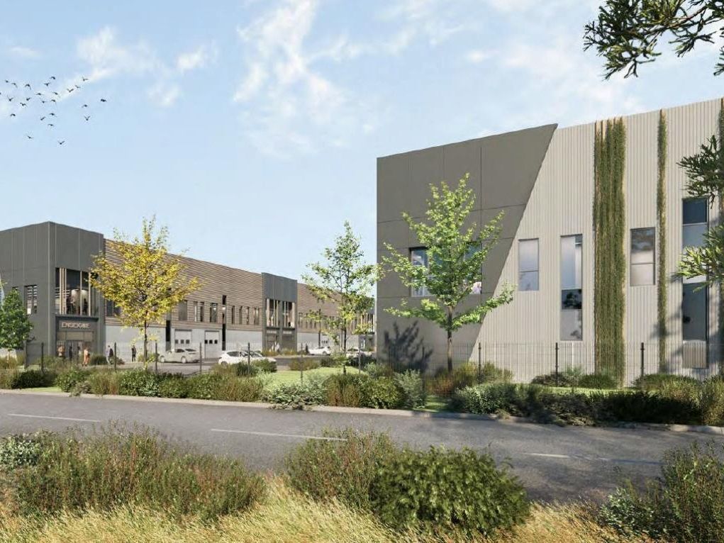 5617 m² pour ce pme-pmi en location à Wissous