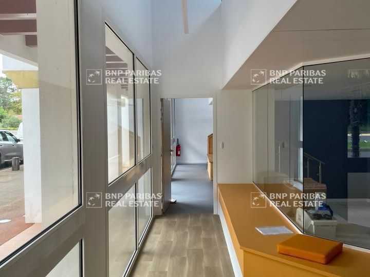 552 m² pour ce bureaux en vente à Bidart