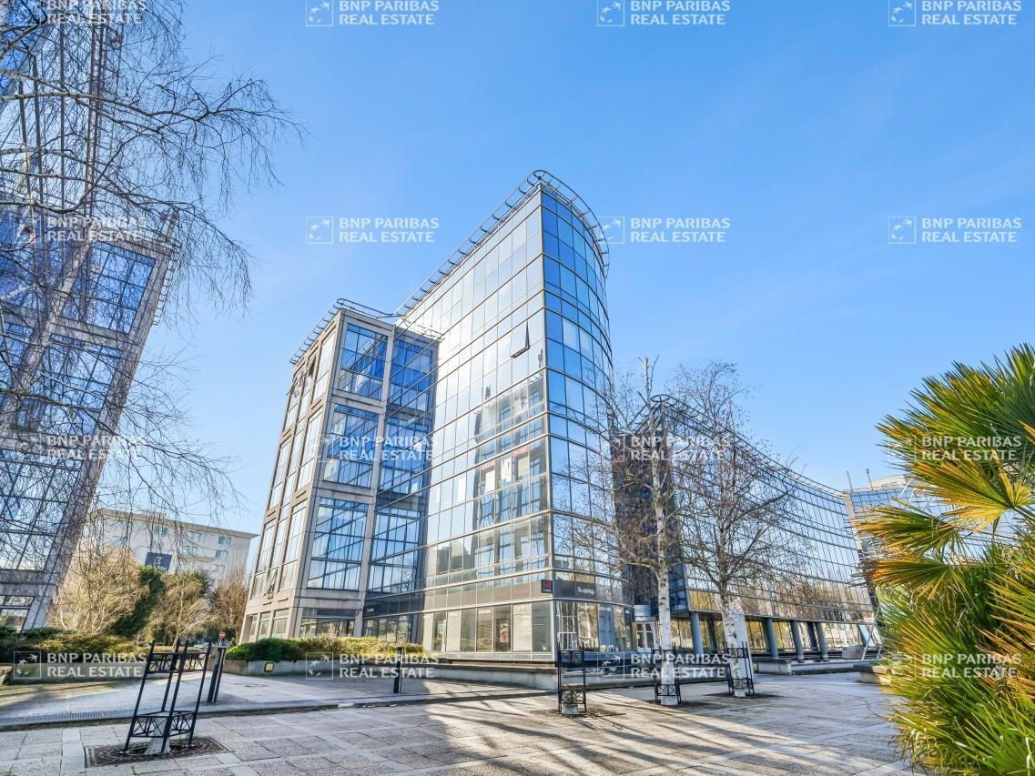 Vente Bureaux 2445.7 m² divisibles 93420 Villepinte