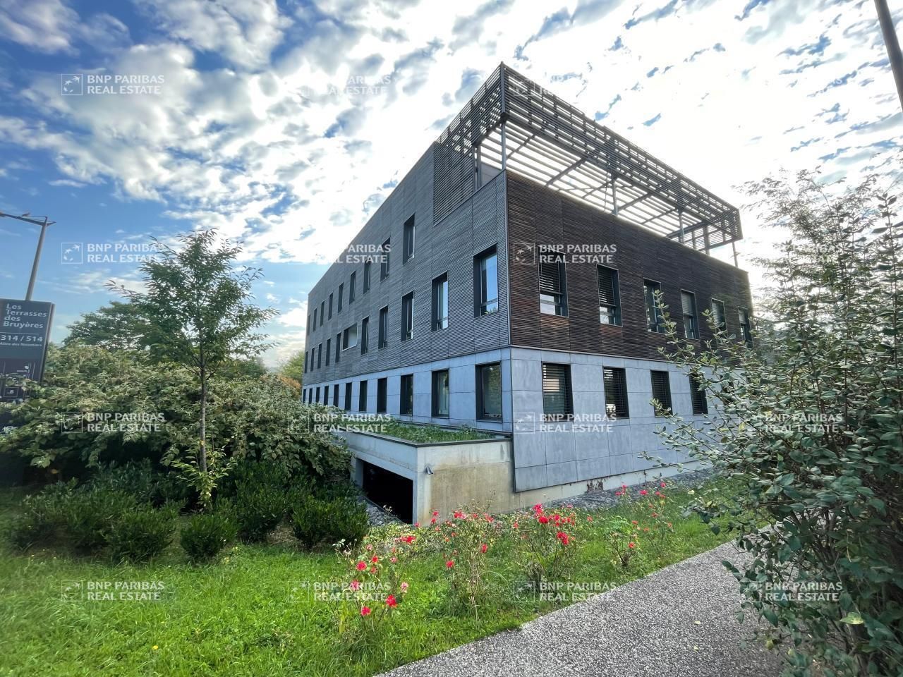 Location Bureaux 127 m² non divisibles 69760 Limonest