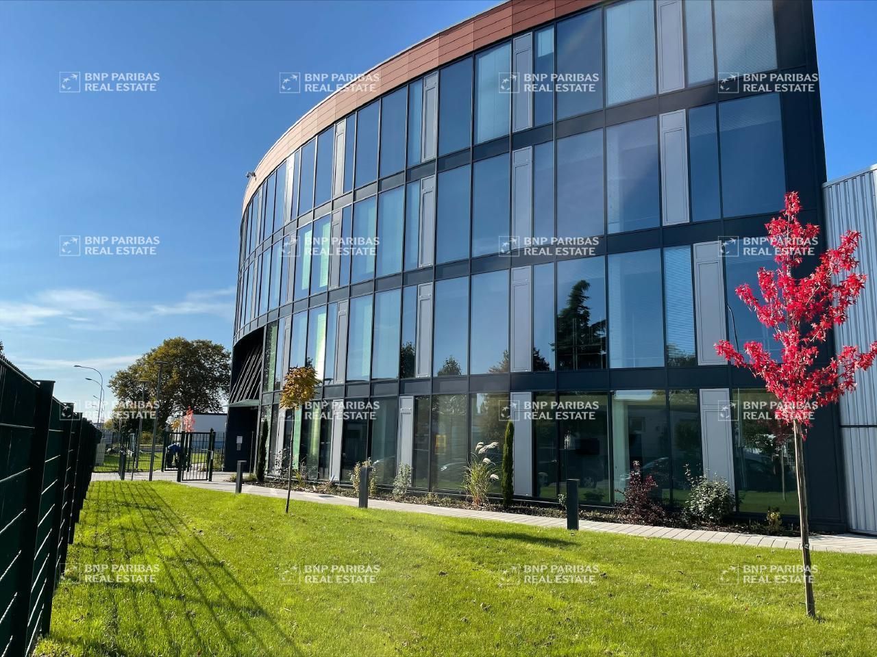 527 m² pour ce bureaux en location à Bischheim