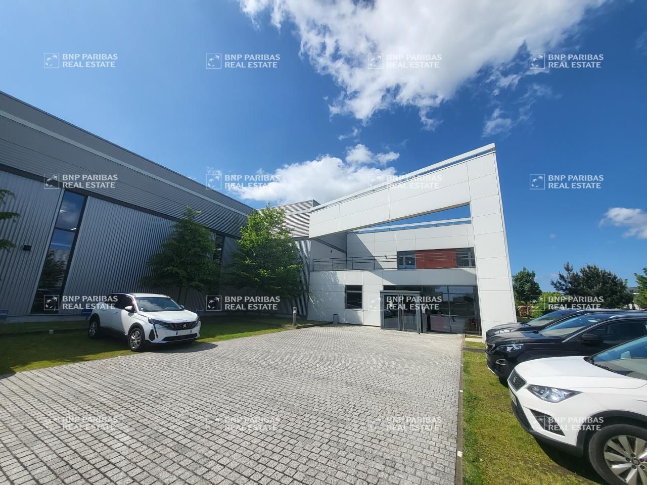 Location Activité 3300 m² non divisibles 77700 Bailly-romainvilliers