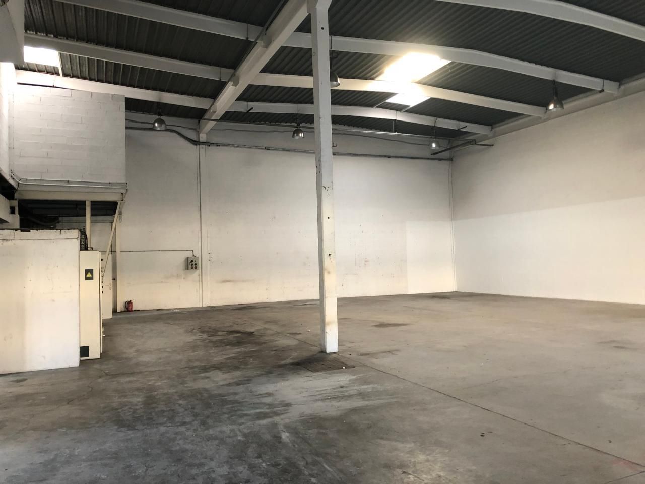 818 m² pour ce pme-pmi en location à Bondoufle