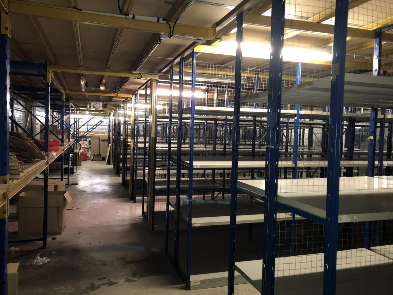 1500 m² pour ce activité en vente à Ablon-sur-seine