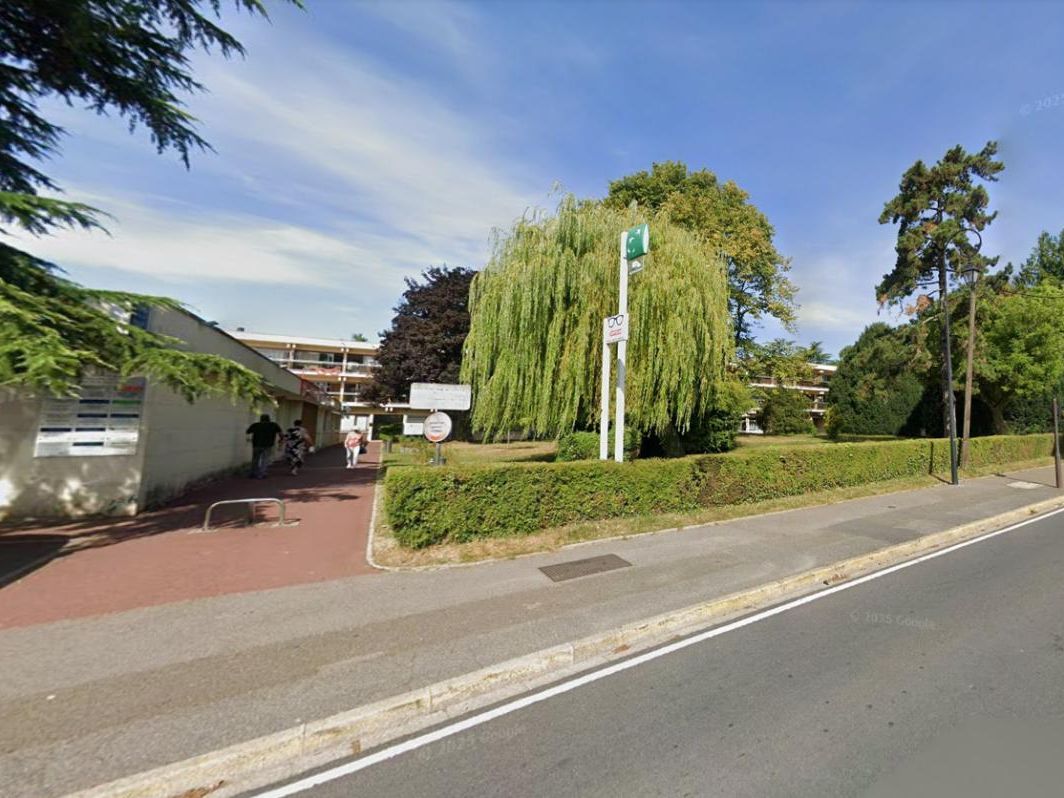 Vente Local commercial 196 m² non divisibles 95380 Louvres