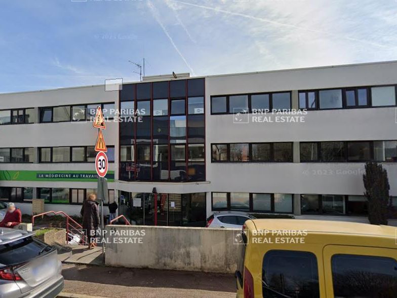 220 m² pour ce bureaux en location à Chatillon