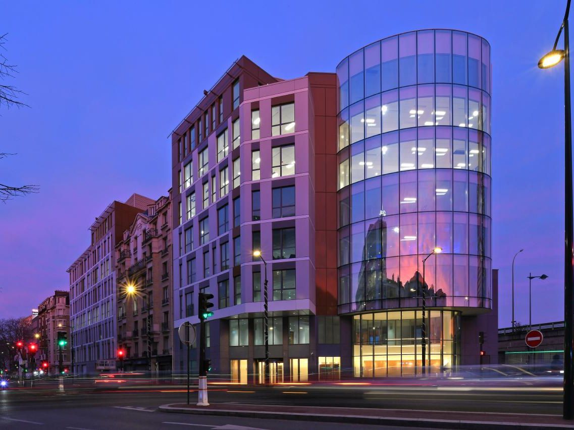 Location Bureaux 4577.9 m² divisibles 92110 Clichy