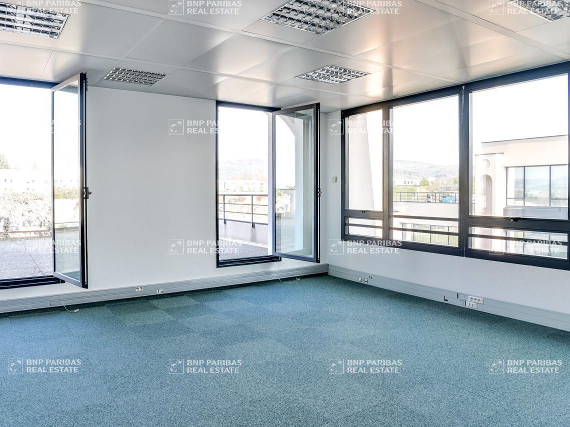 Location Bureaux 1755 m² divisibles 74370 Epagny metz-tessy