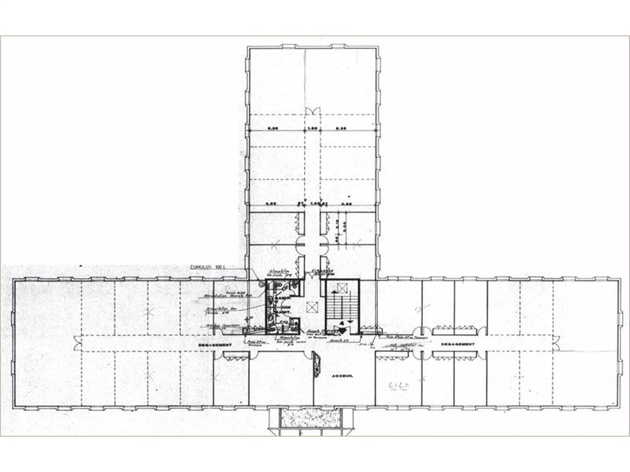 Nous vous proposons des surfaces de bureaux à la 