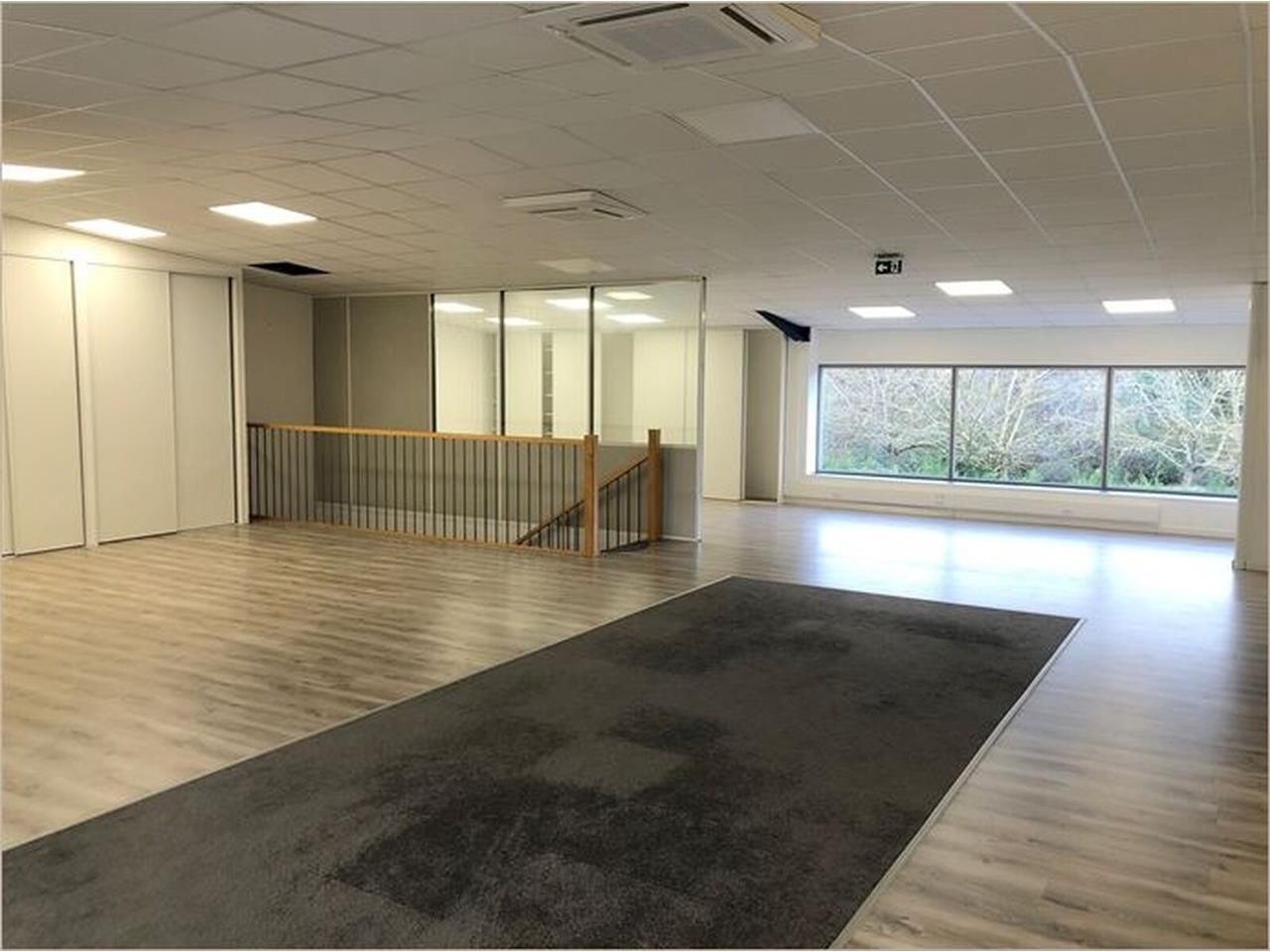 Surface de bureaux à louer idéalement située au c