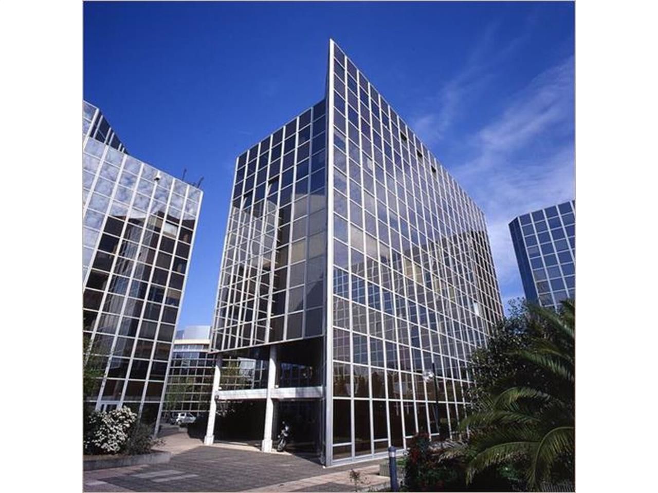 Surfaces de bureaux à louer dans un immeuble de b