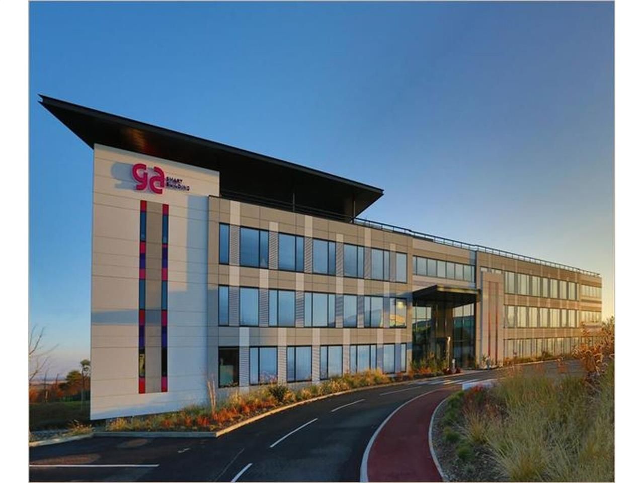 Immeuble de grand standing proposé à la location,