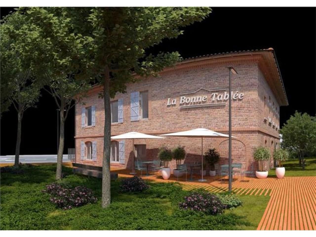 Bâtiment commercial à la vente, au centre ville d