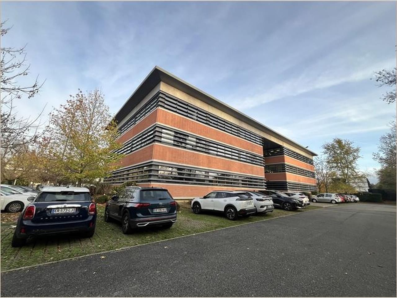 - A LOUER- Surface de bureaux de bon standing i