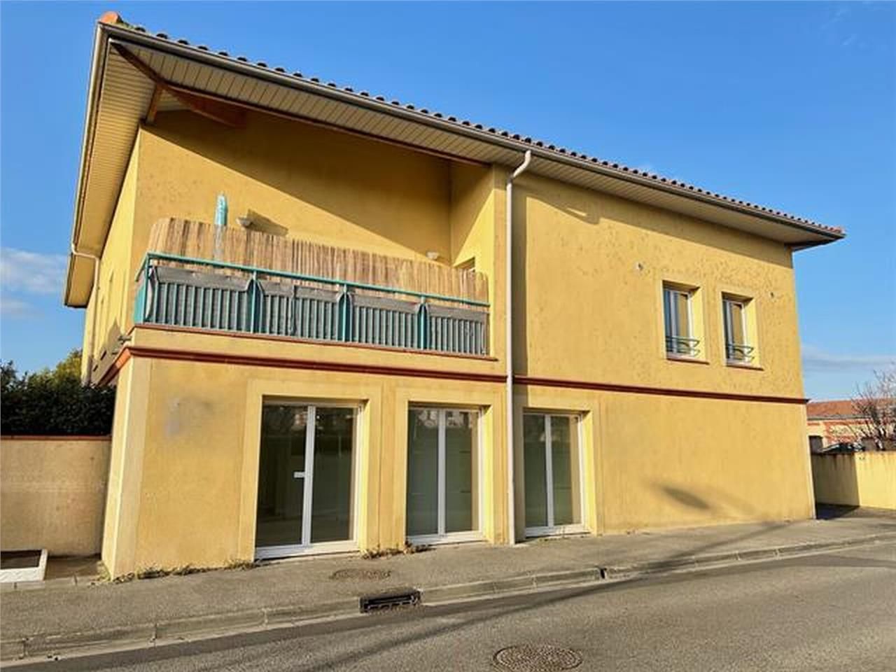 Local commercial disponible sur un axe passant, d