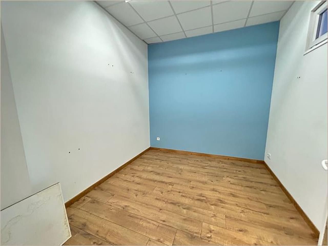 Bureaux pour vente à Investisseurs, place Occitan