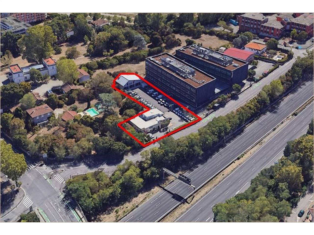 Ensemble immobilier d'activités à vendre, idéalem