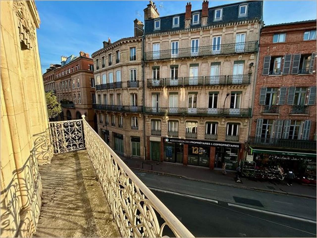 Notre agence vous propose en location deux bureau