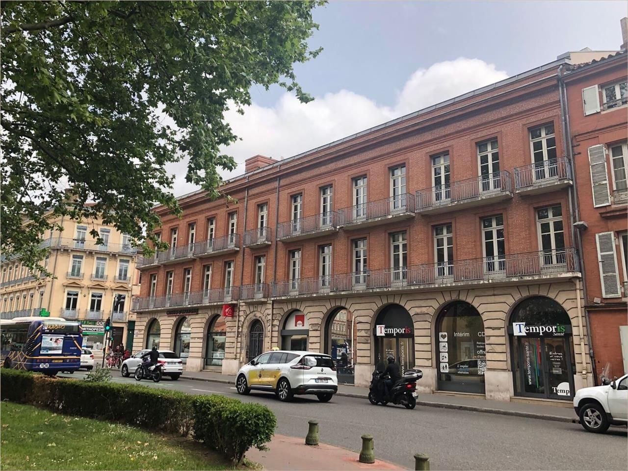 - OPPORTUNITE RARE - IMMEUBLE A LOUER !    Quarti