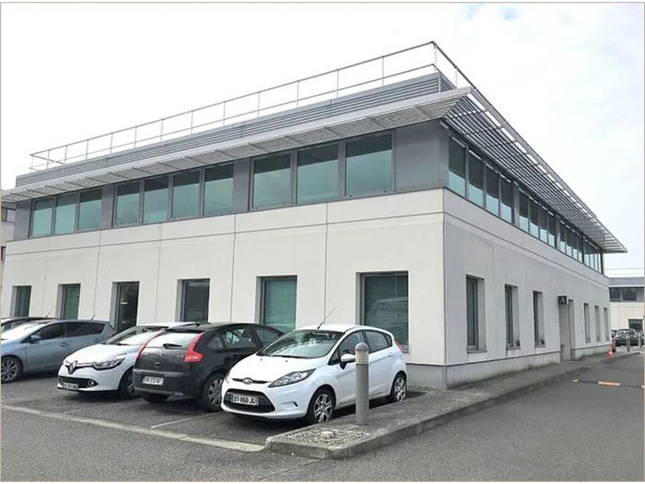 - À LOUER - Bureaux rénovés à Blagnac, à deux pas