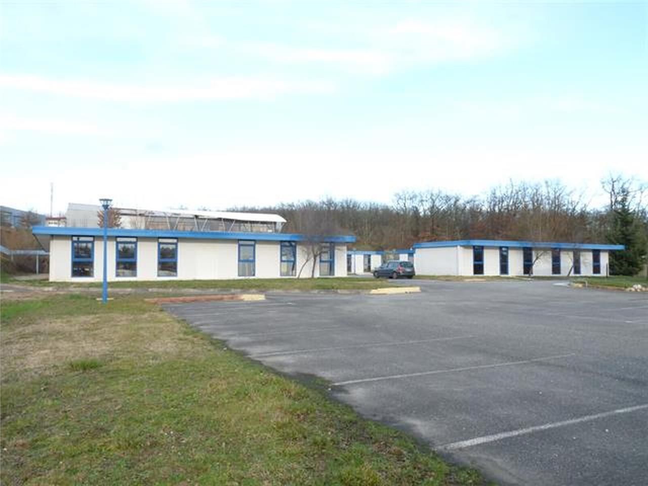 Bureaux à louer idéalement situés ZA du CASSE à S