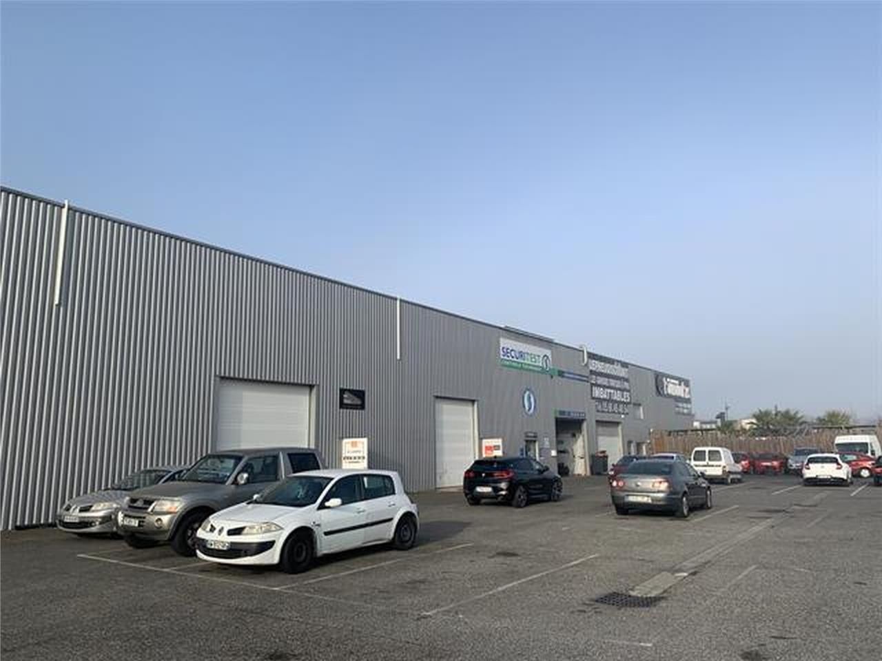 Locaux d'activités à louer dans une zone dynamiqu