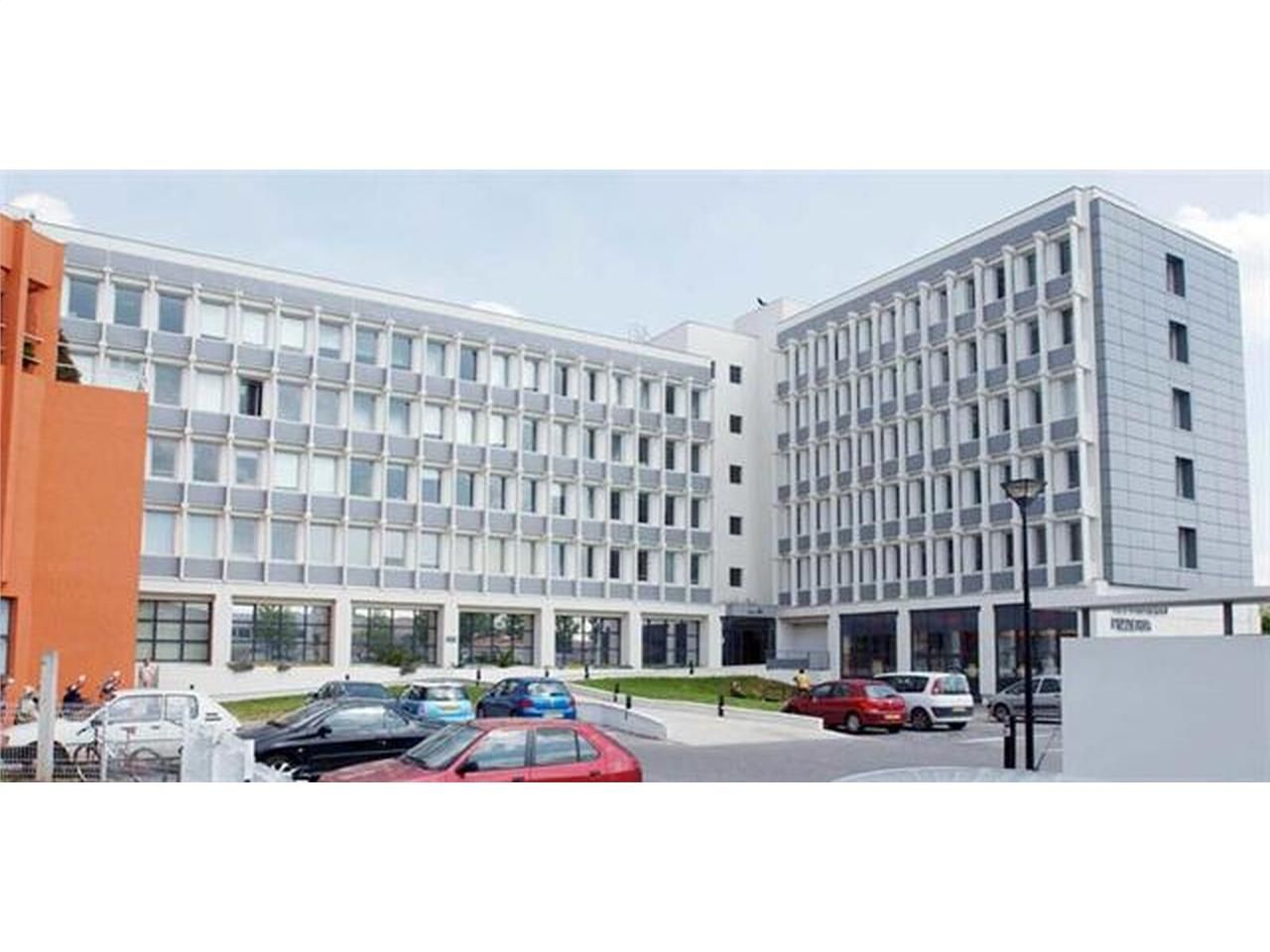 Nous vous proposons des surfaces de bureaux à la 