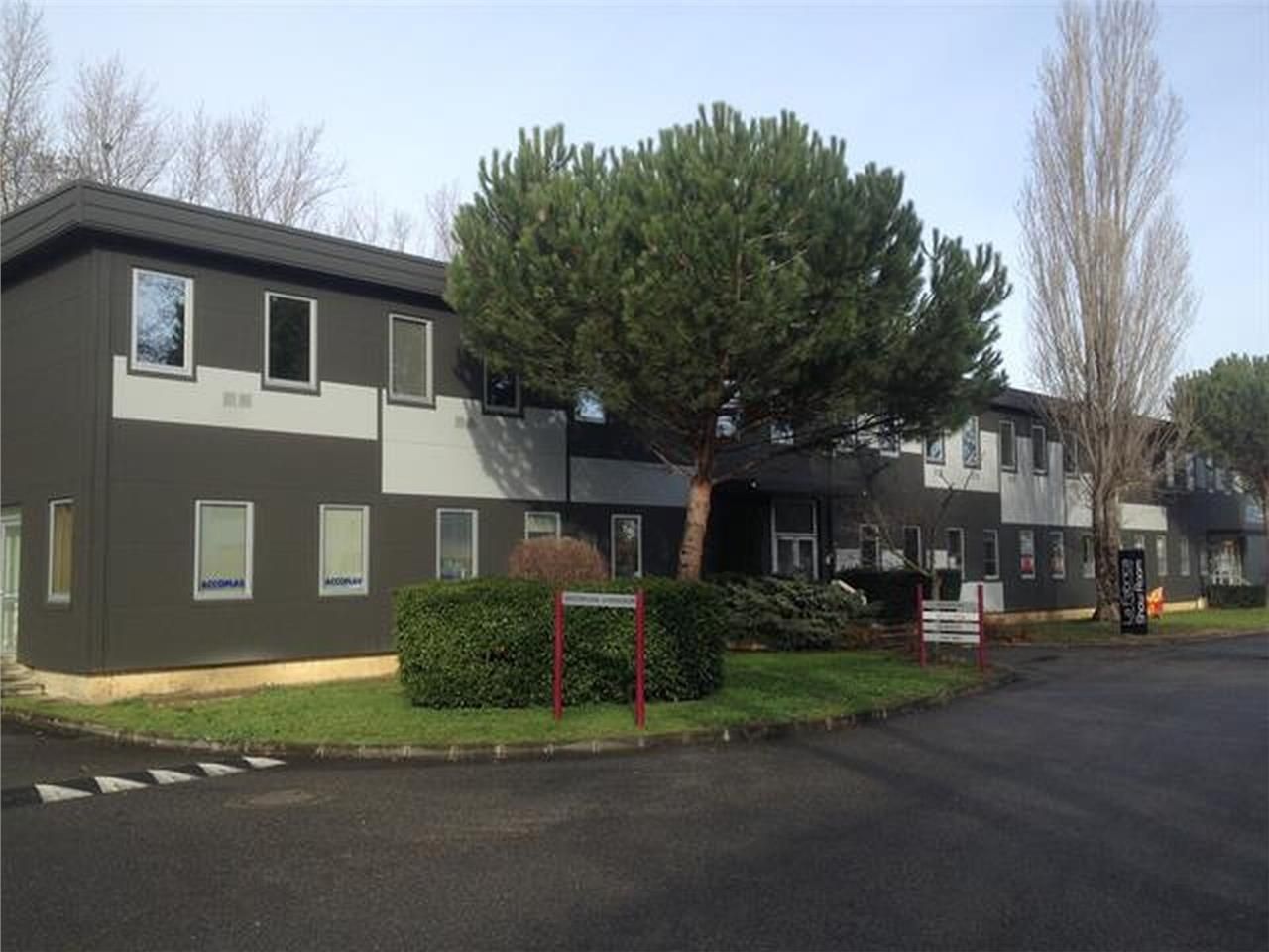 Nous vous proposons une surface de bureaux à la l