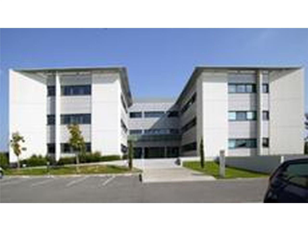 CAMPUS MILLENNIALS - BLAGNAC  Campus composé de p