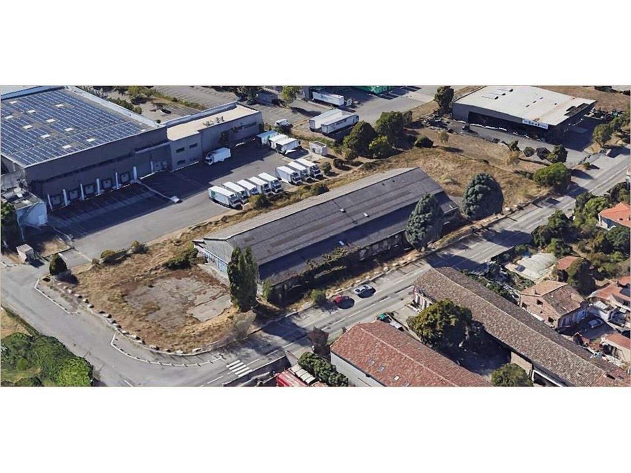 Nous vous proposons un site à rénover à vendre, a