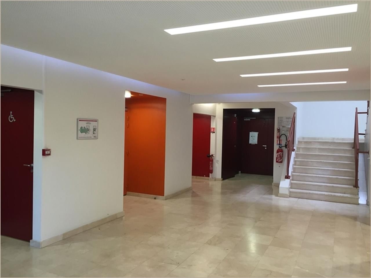 Nous vous proposons une surface de bureaux à la l