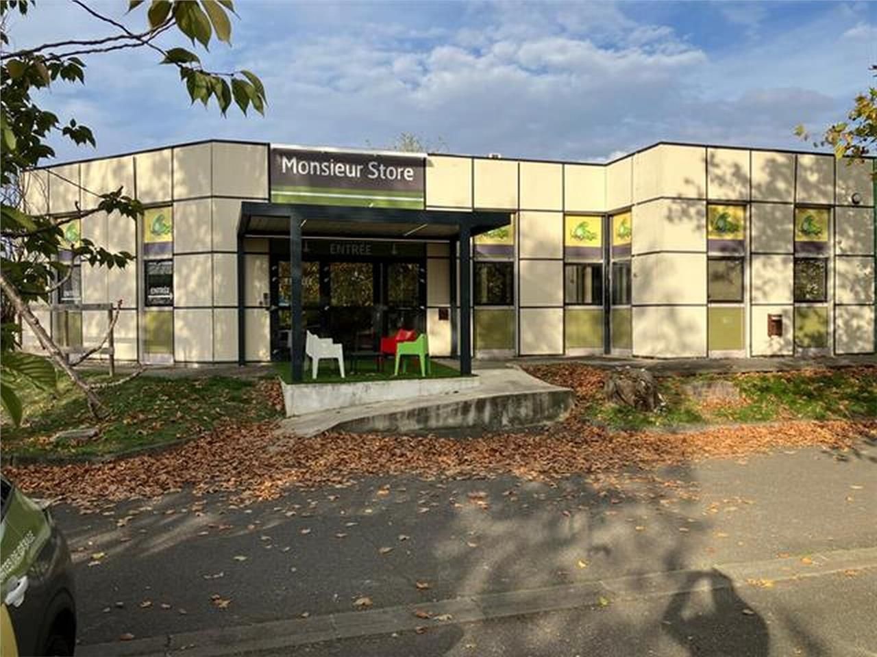 Nous vous proposons à la location une surface de