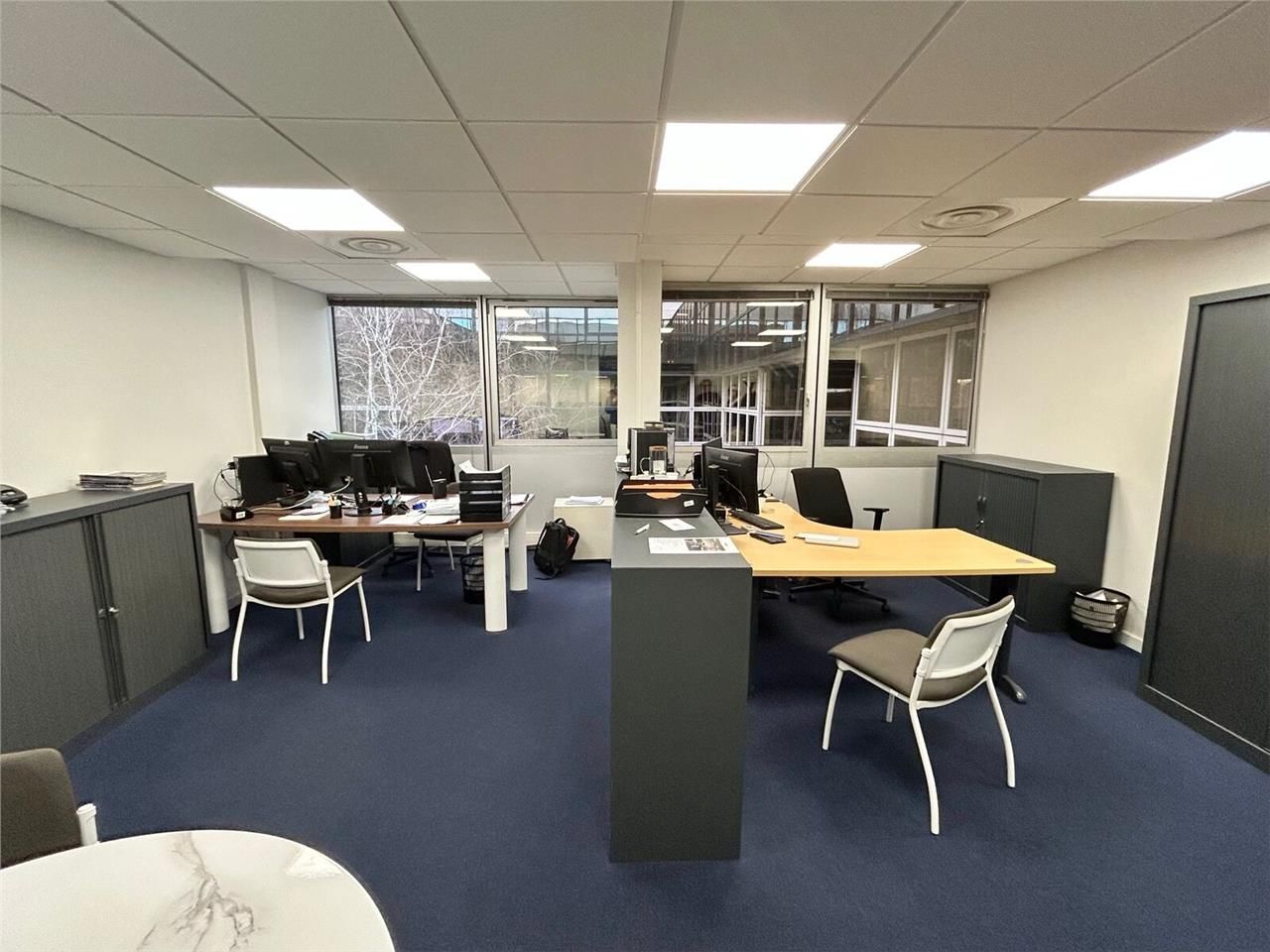 À  l'entrée de Labège-ENOVA, découvrez ces bureau