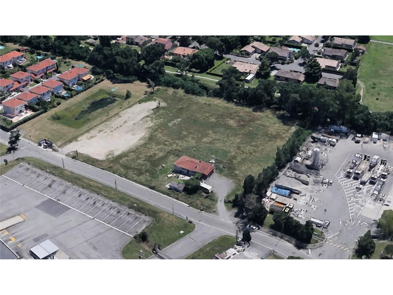 Bâtiment clé en main à louer, idéalement situé à