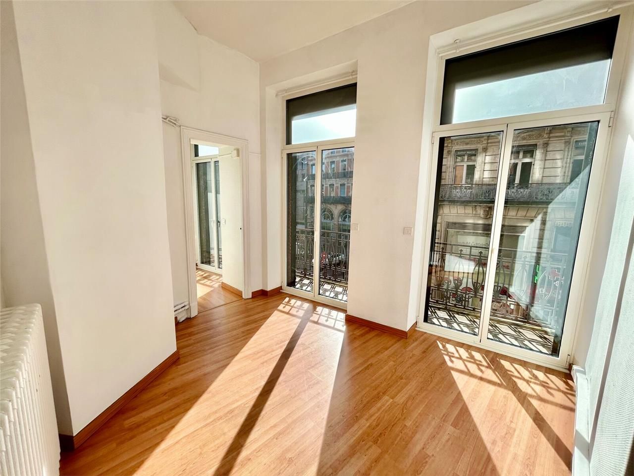 Bureaux disponible en location au sein d'un immeu