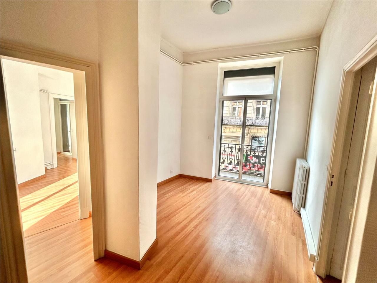 Bureaux disponible en location au sein d'un immeu