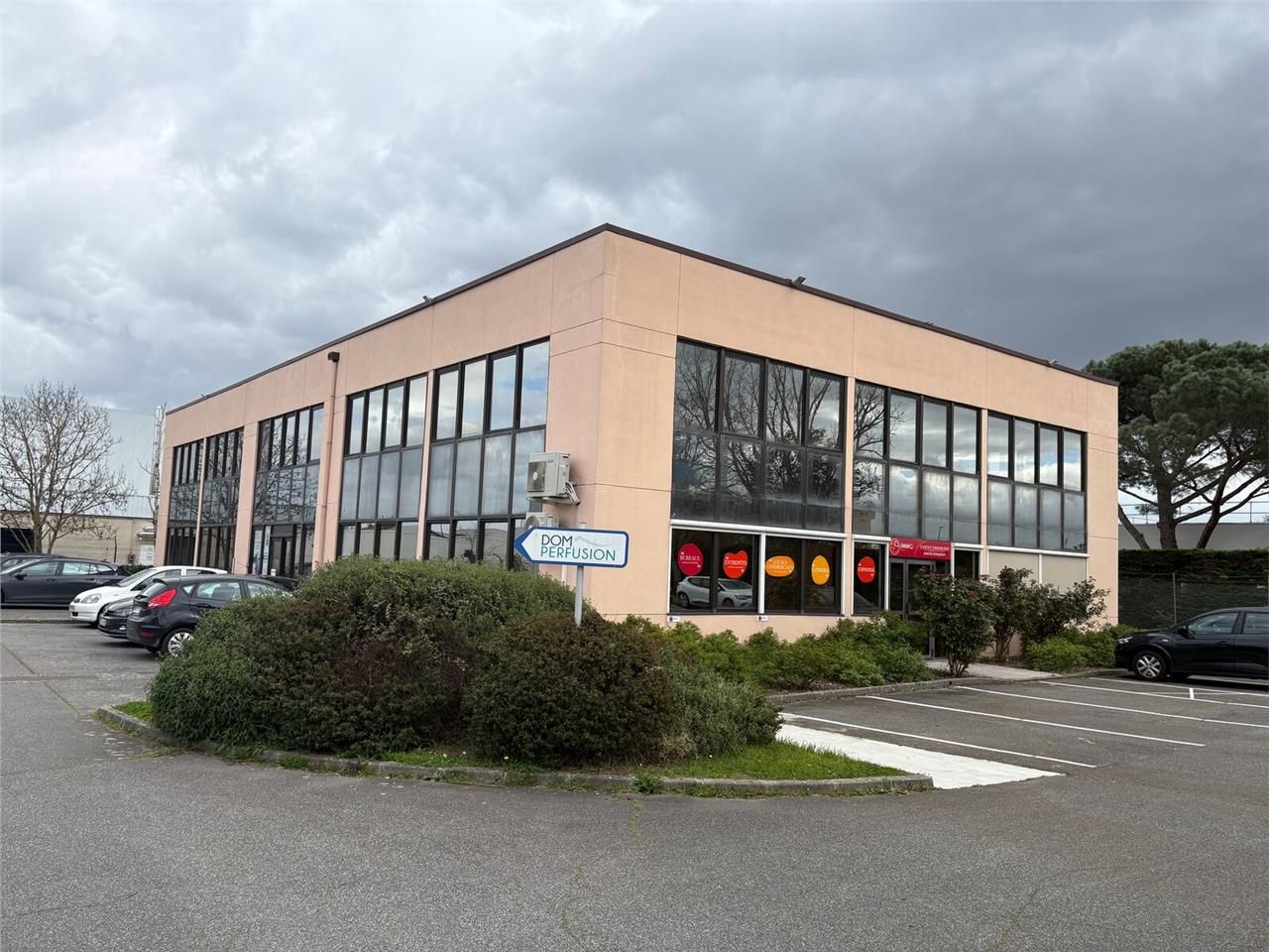 - Bureaux à louer - Idéalement située secteur ZAC