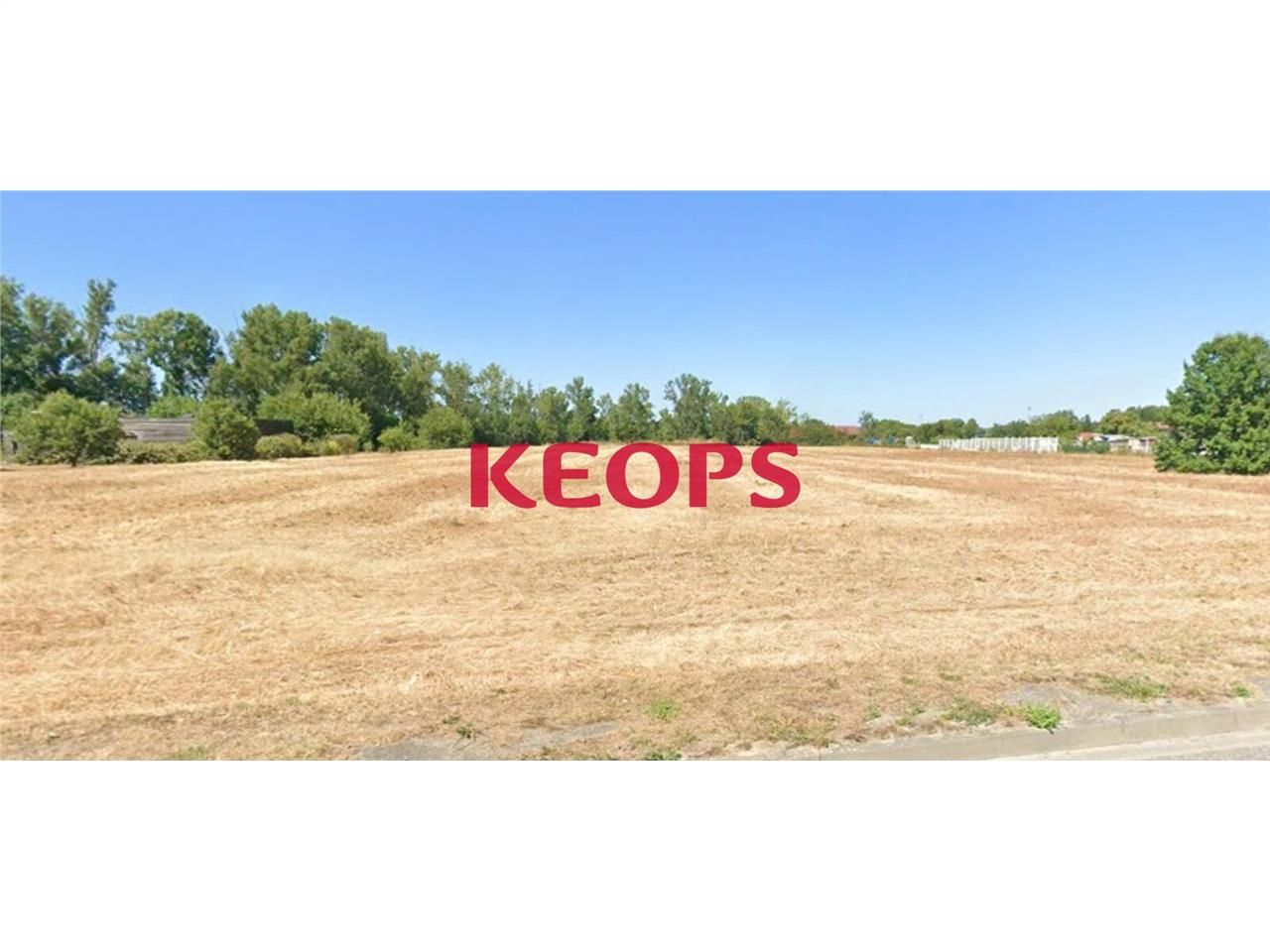 Terrain industriel à vendre, idéalement situé au 
