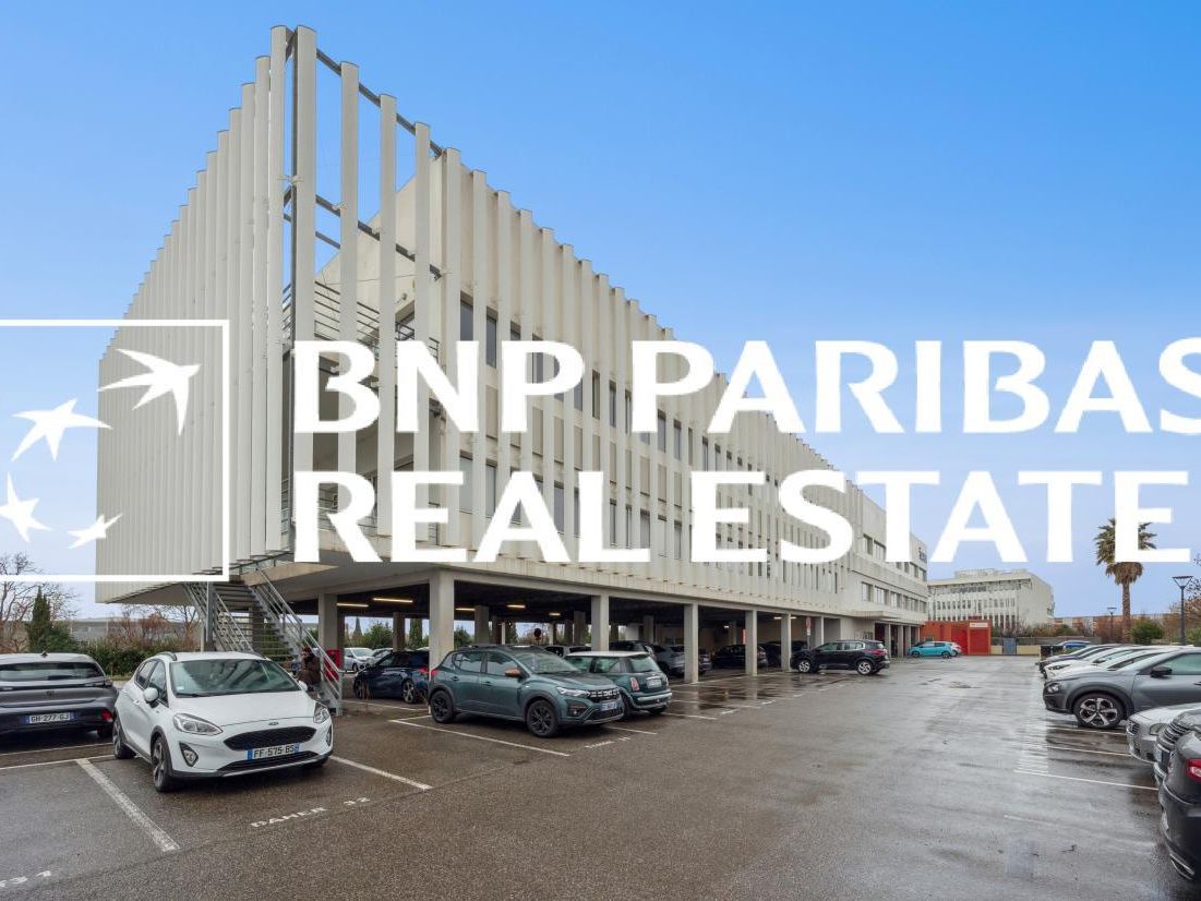 Location Bureaux 571 m² divisibles 13700 Marignane